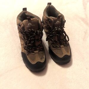 Ozark Trail Women's Hiking Boots
